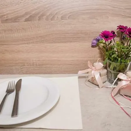 Alkyonari By Anna 아몰리아니