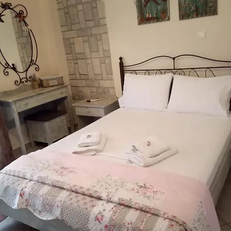 بيت ضيافة Alkyonari By Anna أمولياني