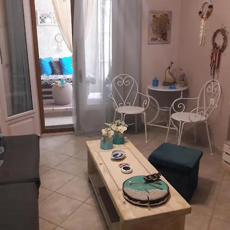 بيت ضيافة Alkyonari By Anna أمولياني