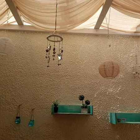 Alkyonari By Anna Guest house *