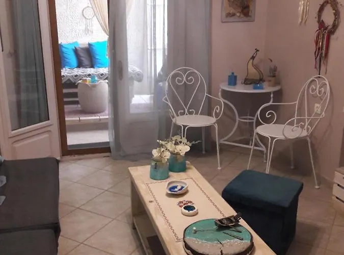 Πανσιόν Alkyonari By Anna Αμμουλιανή