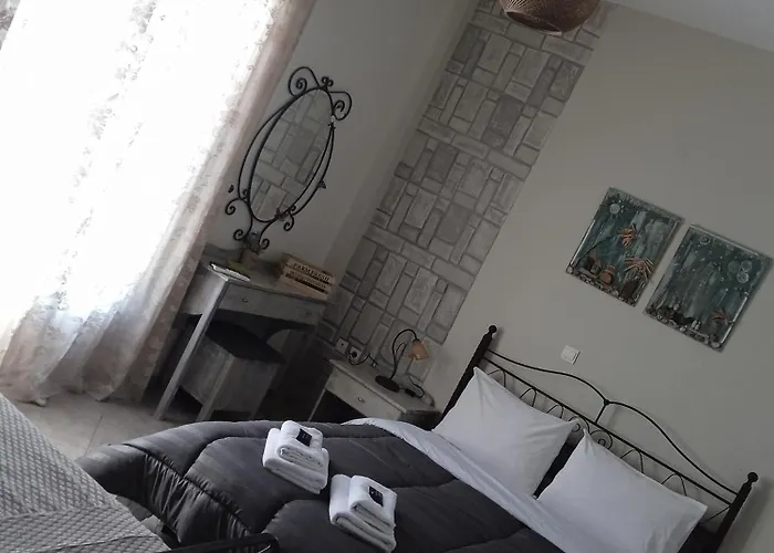 Alkyonari By Anna Πανσιόν 3*